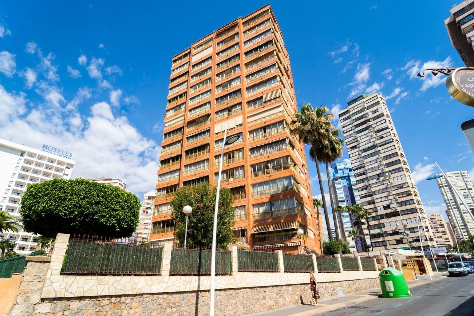 Stylish Seaview With Pool Access Apartment Benidorm