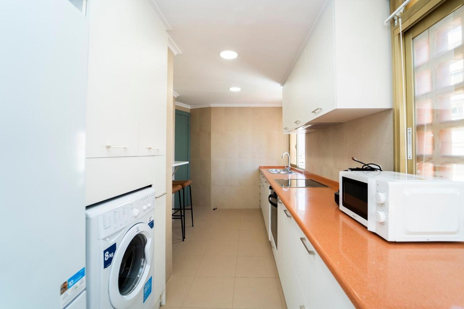 Stylish Seaview With Pool Access Apartment Benidorm